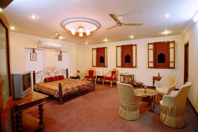 Oyo 9900 Hotel Pioneer Plaza Jodhpur  Luaran gambar