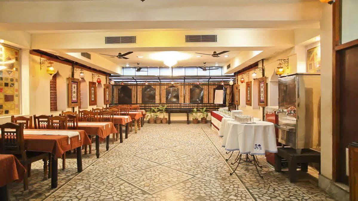 Oyo 9900 Hotel Pioneer Plaza Jodhpur  Luaran gambar