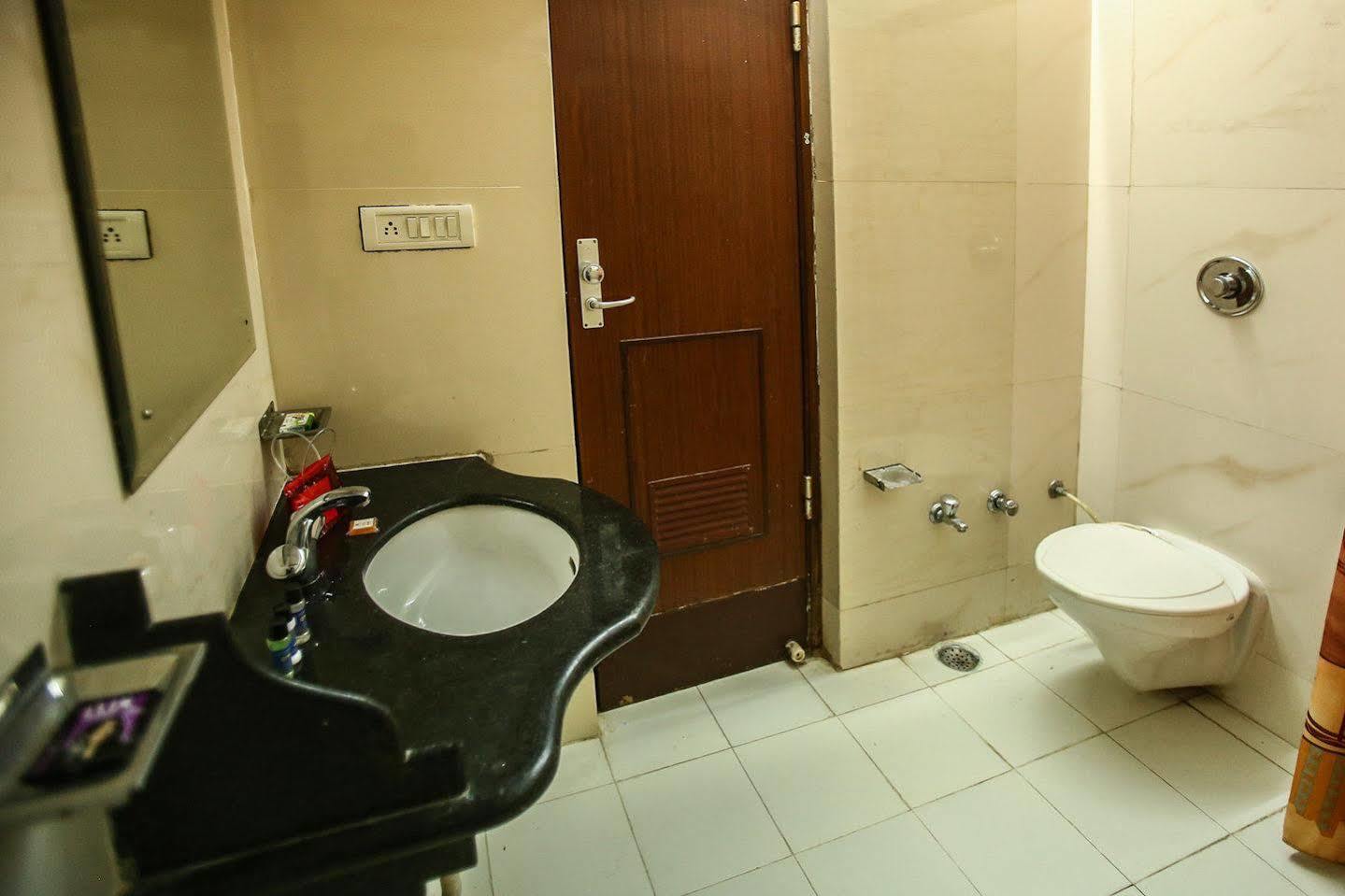 Oyo 9900 Hotel Pioneer Plaza Jodhpur  Luaran gambar